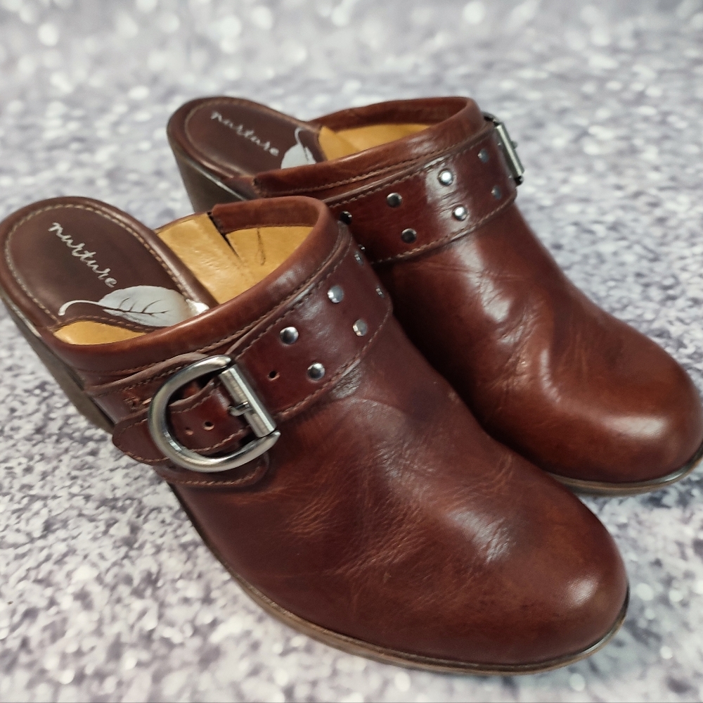 Nurture ‘Douglas’ Brown Leather Clogs Mules Women’s Size 9